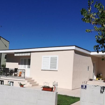 Apartamento Apartman Anni Poreč Exterior foto