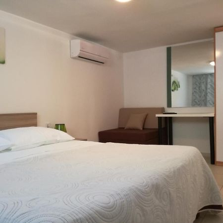 Apartamento Apartman Anni Poreč Exterior foto